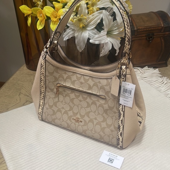 Coach Kristy Shoulder Bag In Colorblock Signature Canvas - Picture 9 of 11